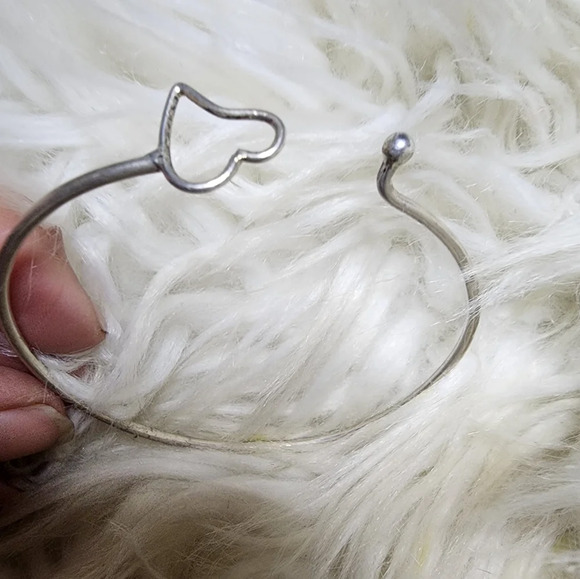 Vintage Free-form sterling heart bracelet - Picture 3 of 6